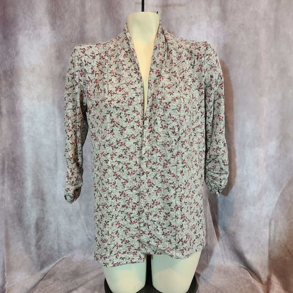 Bobeau Berry Patterned Hacci Open Front Cardigan - Picture 2 of 5
